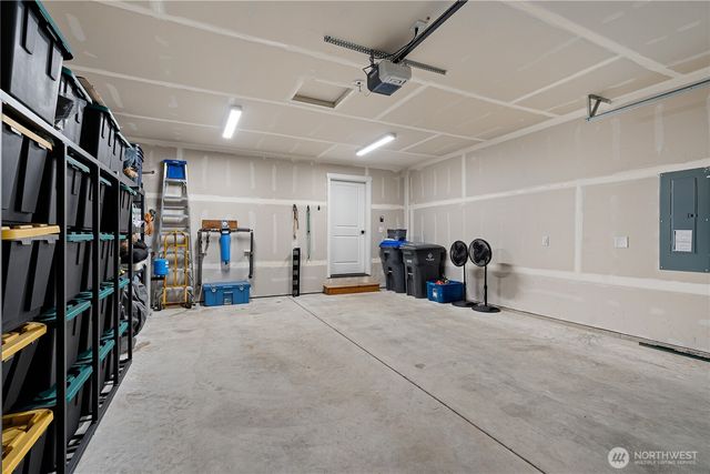 911 W California Road, Shelton, WA 98584