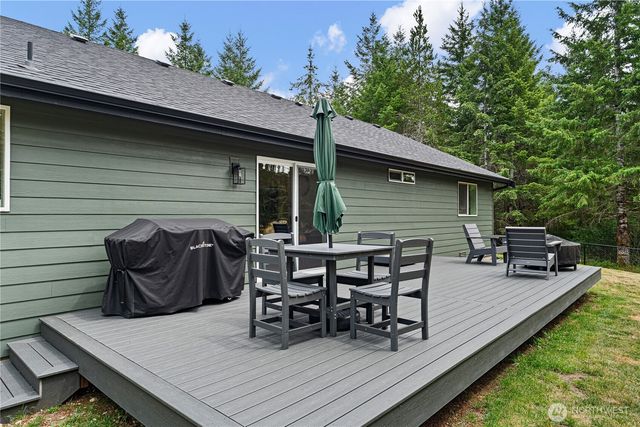 911 W California Road, Shelton, WA 98584