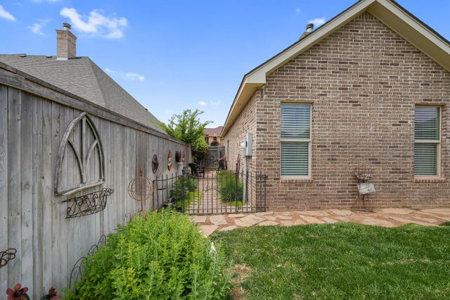 8403 SHADYWOOD Drive, Amarillo, TX 79119