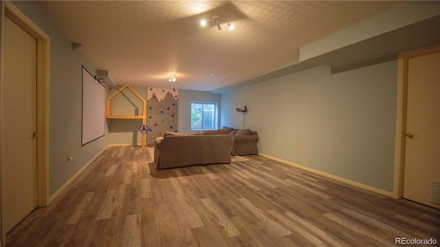 1463 Harvard Street, Longmont, CO 80503