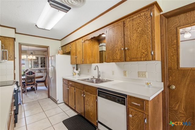 501 Dundee Street, Victoria, TX 77904