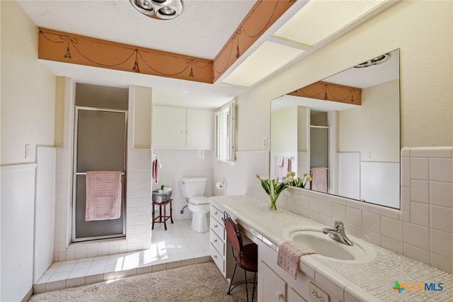 501 Dundee Street, Victoria, TX 77904