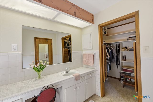 501 Dundee Street, Victoria, TX 77904