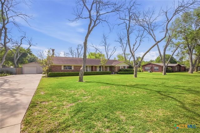 501 Dundee Street, Victoria, TX 77904