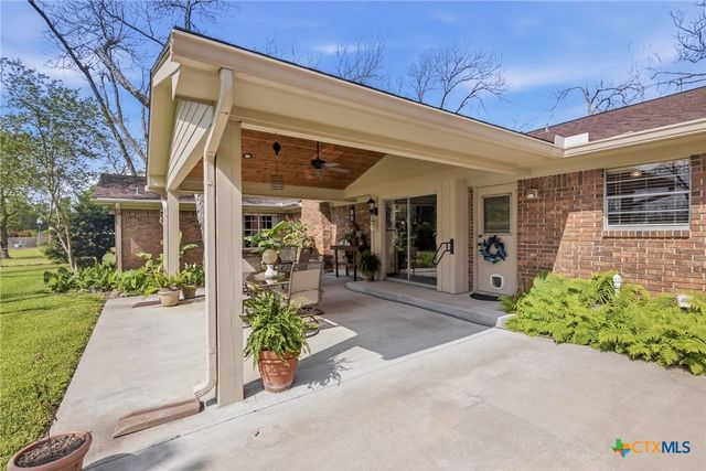 501 Dundee Street, Victoria, TX 77904