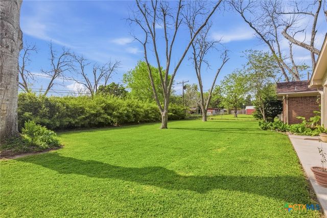 501 Dundee Street, Victoria, TX 77904