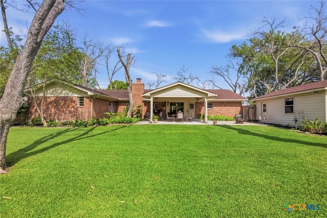 501 Dundee Street, Victoria, TX 77904