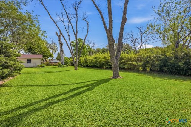 501 Dundee Street, Victoria, TX 77904