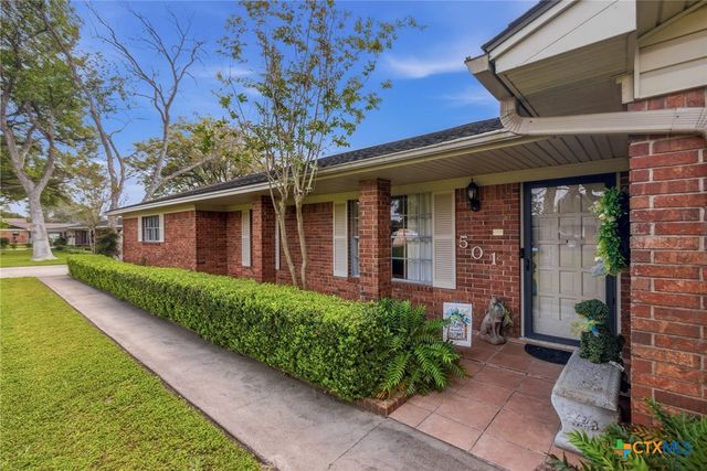 501 Dundee Street, Victoria, TX 77904