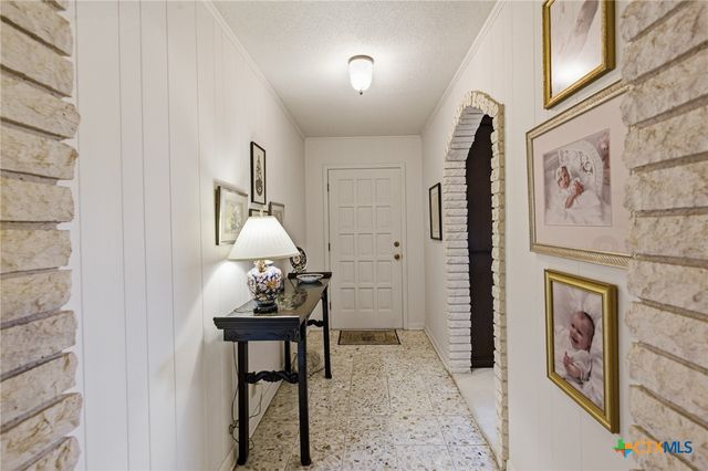 501 Dundee Street, Victoria, TX 77904