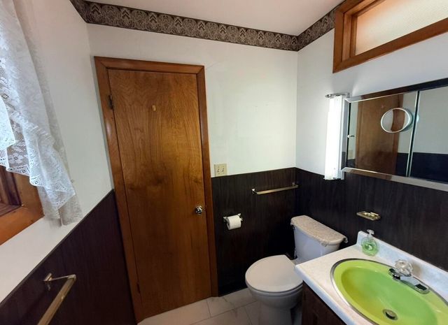 1810 W 95th Court, Crown Point, IN 46307