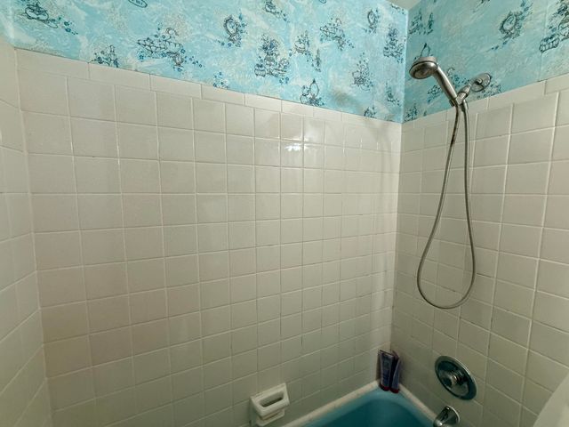 1810 W 95th Court, Crown Point, IN 46307