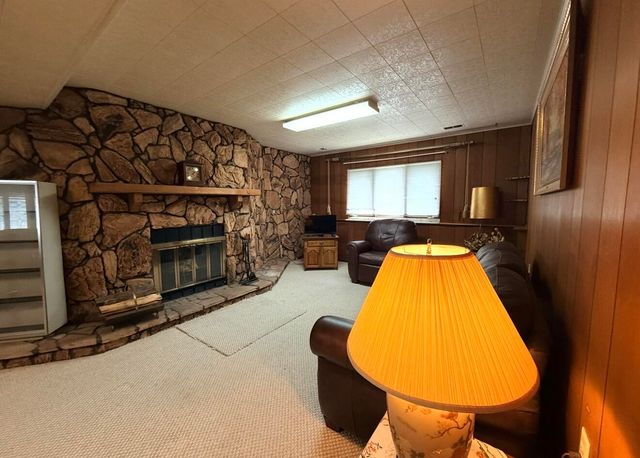 1810 W 95th Court, Crown Point, IN 46307