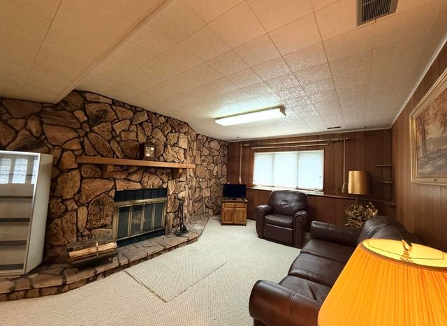 1810 W 95th Court, Crown Point, IN 46307