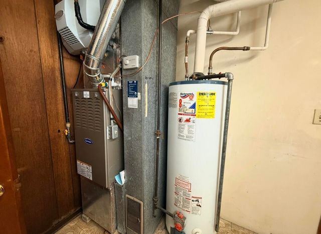 1810 W 95th Court, Crown Point, IN 46307