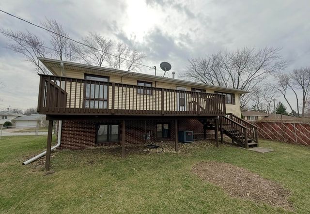 1810 W 95th Court, Crown Point, IN 46307