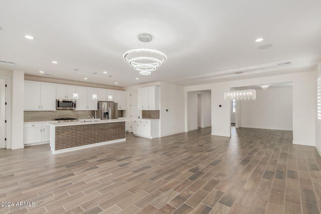 11342 N JEROME Street, Surprise, AZ 85388