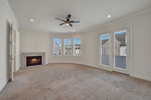 2058 Fannin Station N, Houston, TX 77045