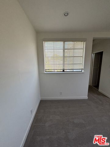 14311 Magnolia Boulevard, Los Angeles, CA 91423