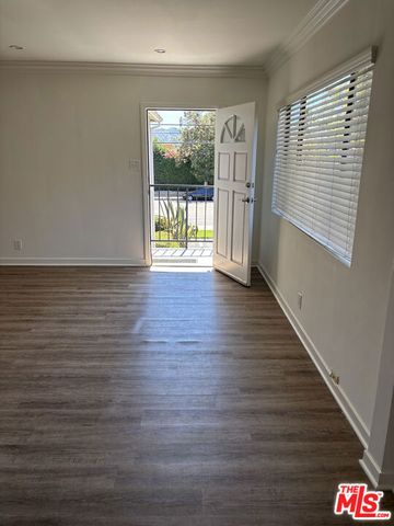 14311 Magnolia Boulevard, Los Angeles, CA 91423