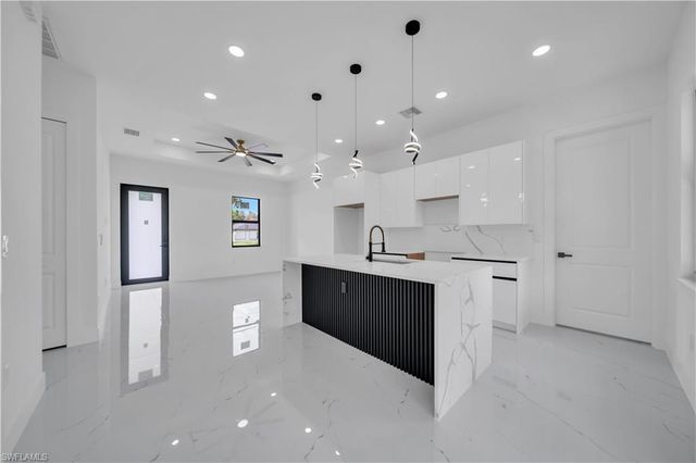 3303 53rd ST W, Lehigh Acres, FL 33971