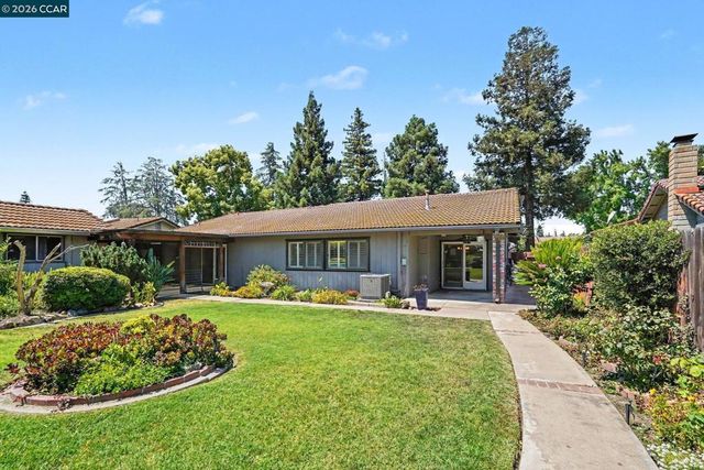 2356 Golden Bear Circle, Stockton, CA 95209