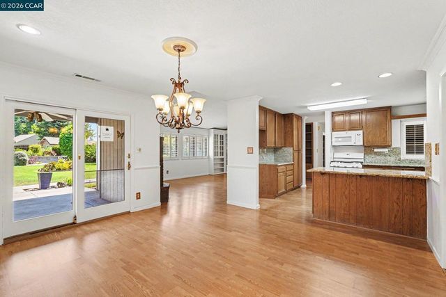 2356 Golden Bear Circle, Stockton, CA 95209