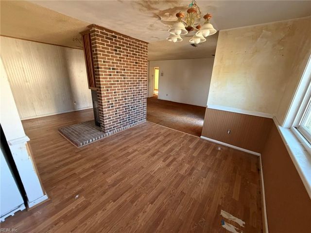 536 Berrypick LN, Virginia Beach, VA 23462