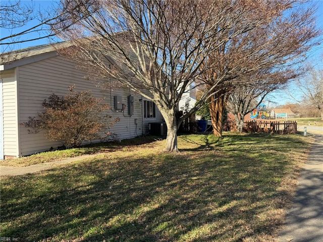 536 Berrypick LN, Virginia Beach, VA 23462