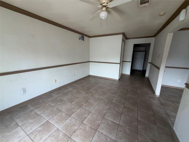 5201 Jezebel Street, Houston, TX 77033