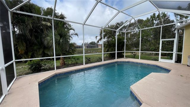 210 41ST STREET NE, Bradenton, FL 34208