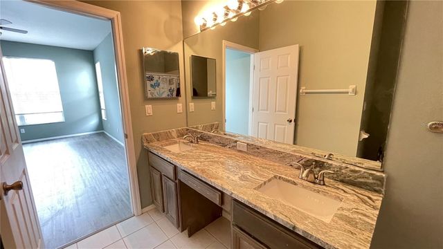 210 41ST STREET NE, Bradenton, FL 34208