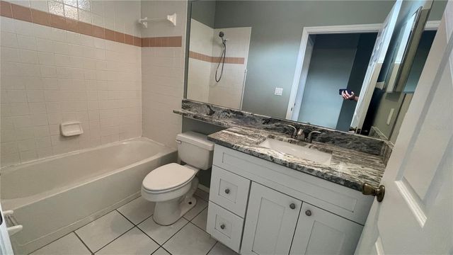 210 41ST STREET NE, Bradenton, FL 34208