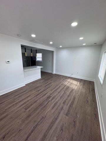 4514 E 10th Avenue, Gary, IN 46403