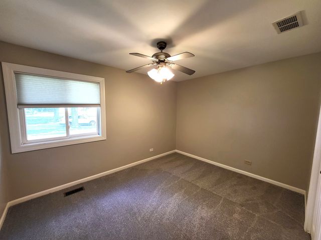 1408 Fairlane Drive, Schaumburg, IL 60193