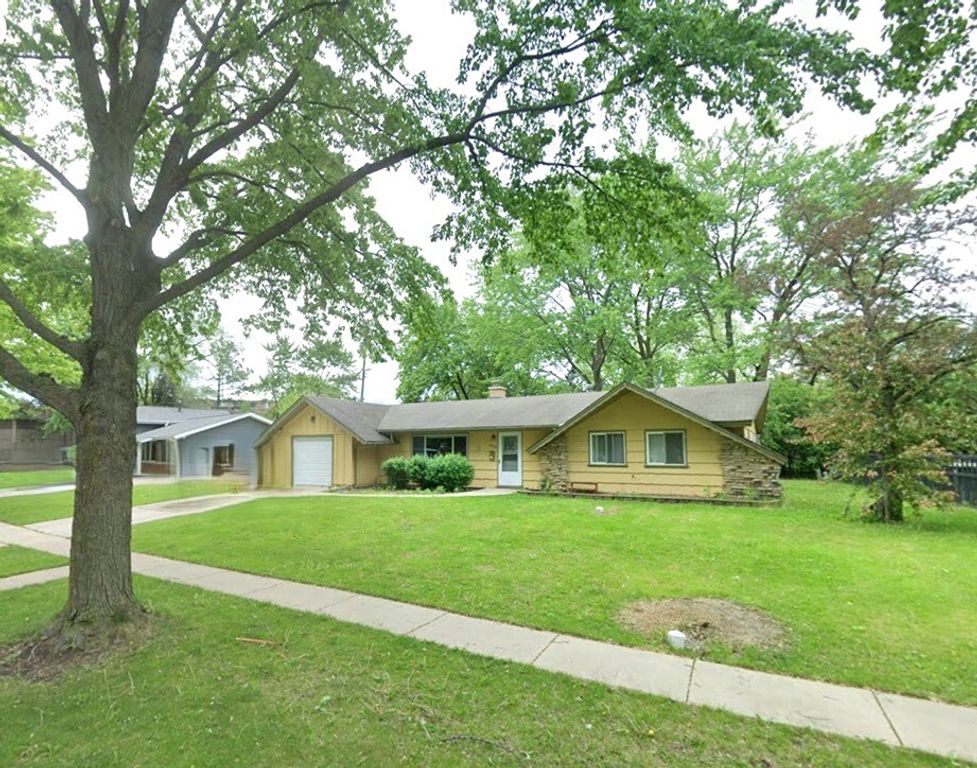 1408 Fairlane Drive, Schaumburg, IL 60193