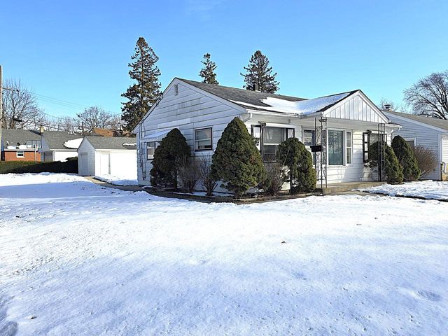 1104 S 107th STREET, West Allis, WI 53214