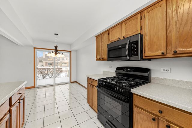 9301 WATERFORD Lane, Orland Park, IL 60462