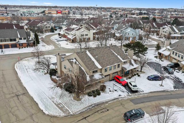 9301 WATERFORD Lane, Orland Park, IL 60462