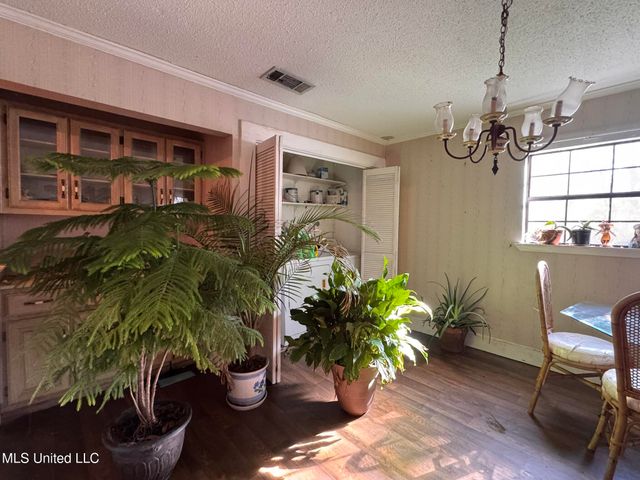 2930 Dantzler Street, Moss Point, MS 39552