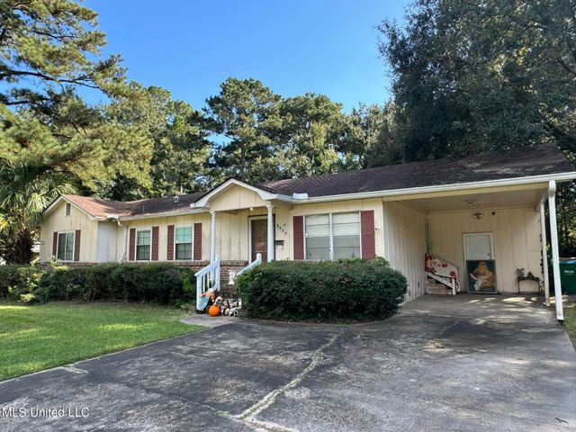 2930 Dantzler Street, Moss Point, MS 39552