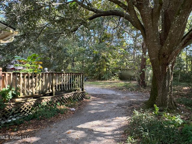 2930 Dantzler Street, Moss Point, MS 39552