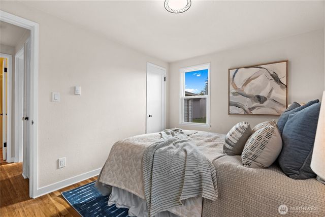17046 34th Avenue S, Seatac, WA 98188