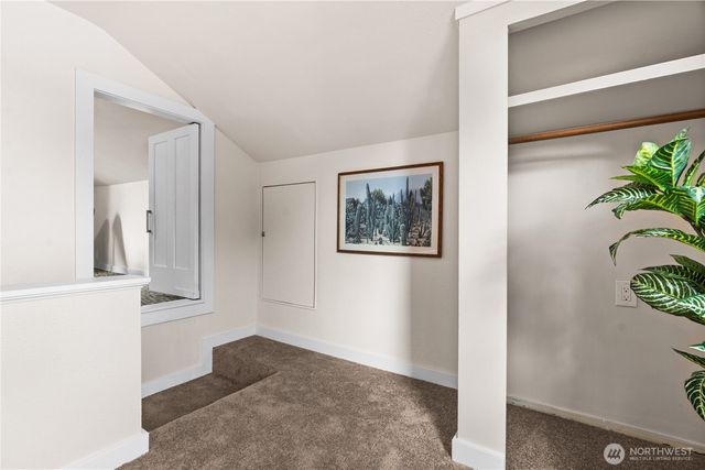 17046 34th Avenue S, Seatac, WA 98188