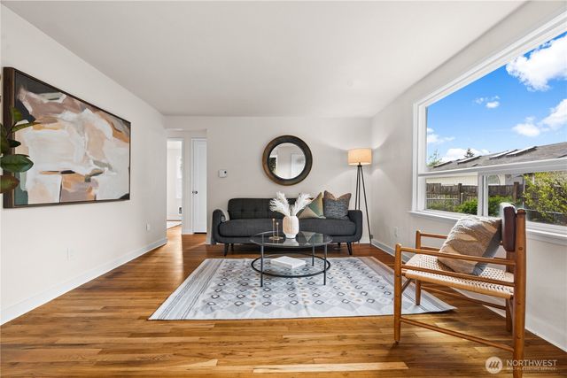 17046 34th Avenue S, Seatac, WA 98188