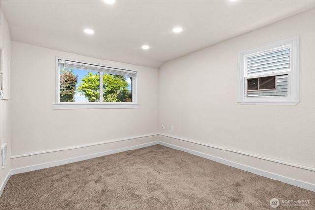 17046 34th Avenue S, Seatac, WA 98188