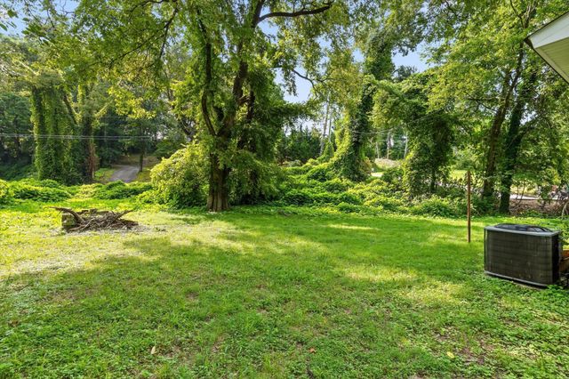 1720 Cambridge Drive, Chattanooga, TN 37411