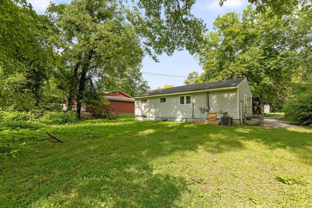 1720 Cambridge Drive, Chattanooga, TN 37411