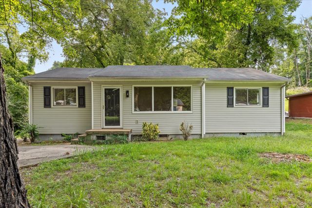 1720 Cambridge Drive, Chattanooga, TN 37411
