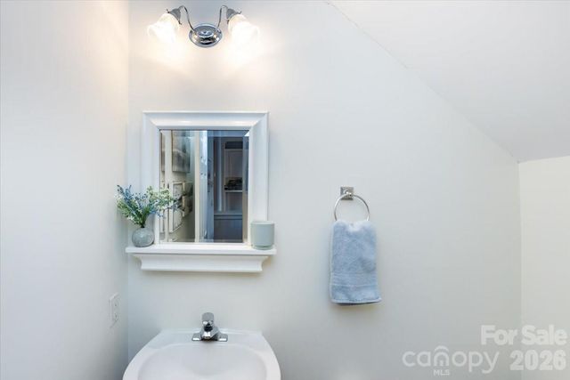 3443 W Slope Lane, Charlotte, NC 28209